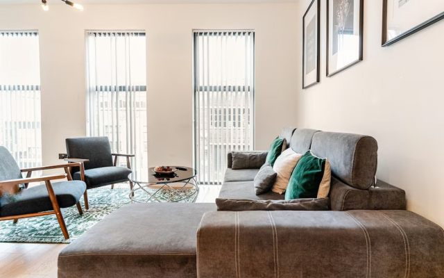 Luxurious 4 Bed House - Jewellery Quarter