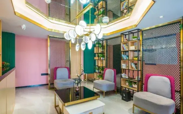 5.0 Joseph 3D Movie Hotel (Yuhuan Wuyue Plaza)