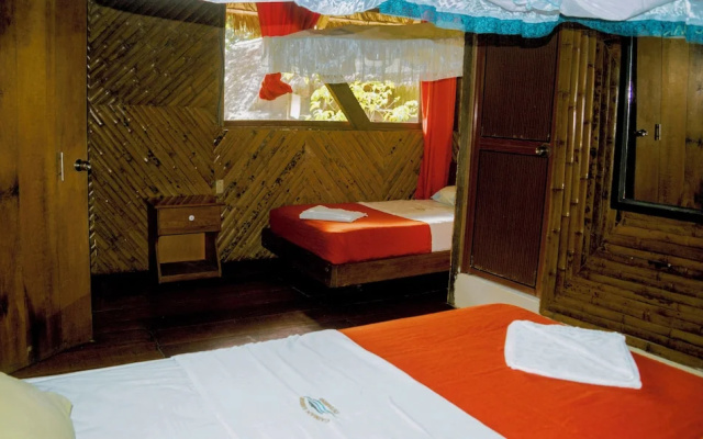 Caiman Lodge