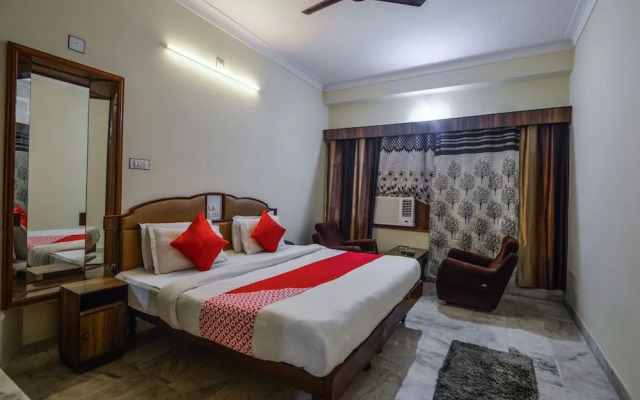 OYO 14814 Hotel Vinayak