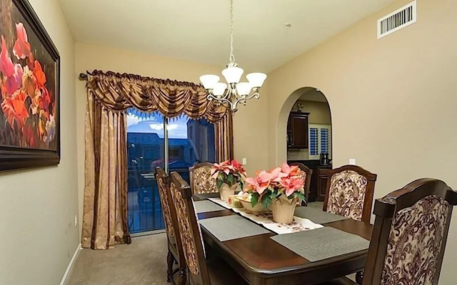 Hot Spot at Desert Ridge By Signature Vacation R