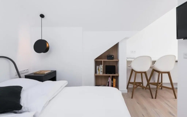 Chillax Apartments