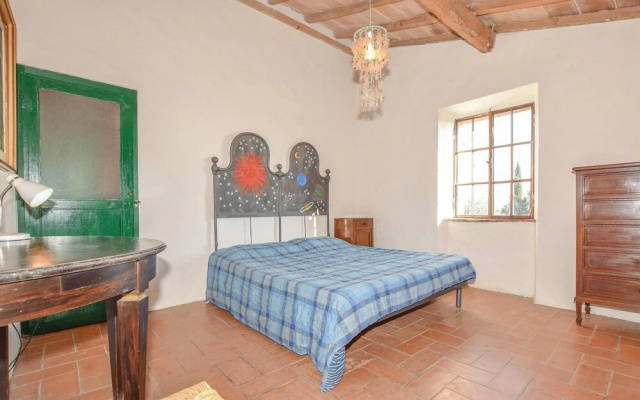 Casa Pereti
