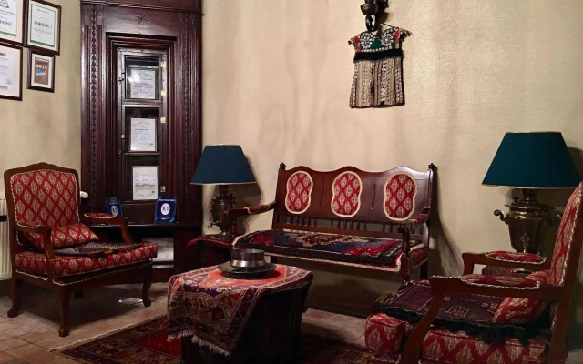 Angora House Hotel