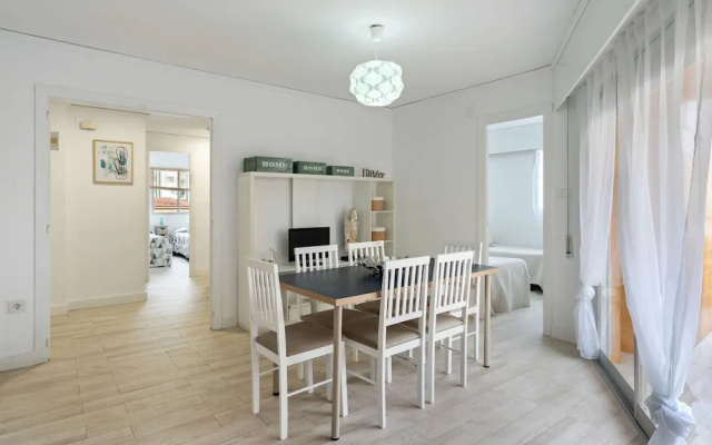 Swanky Apartment in Gandia With Swimming Pool