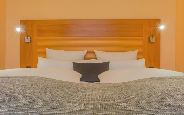 Juno Rooms & Apartments