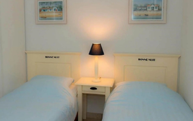 Attractively furnished villa with private pool in Château d'Olonne
