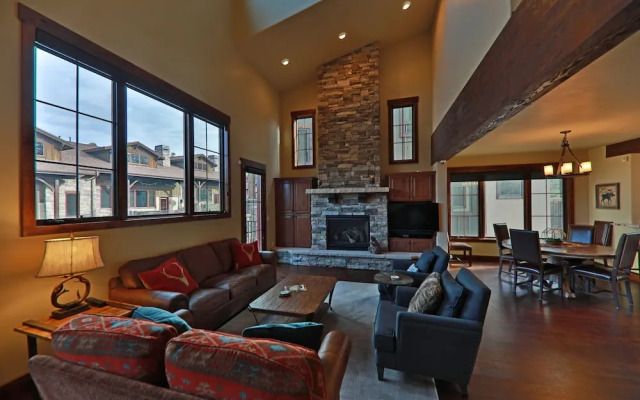 Mountain Terrace 4 Bedrooms 4 Bathrooms Townhouse