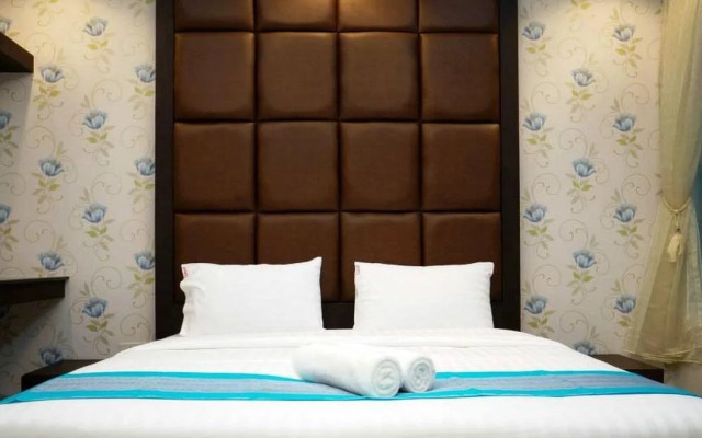 Roses Hua Hin Hotel