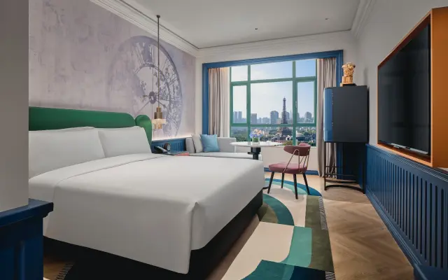 Hotel Indigo Shenzhen Overseas Chinese Town by IHG