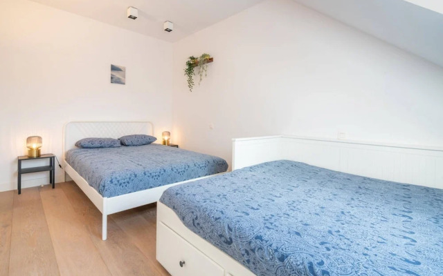 2-bedroom Apartment in Central Location