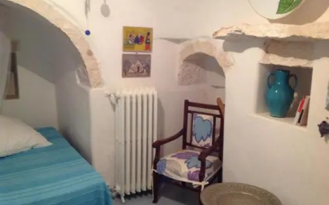 Trullo speciale vicino al mare