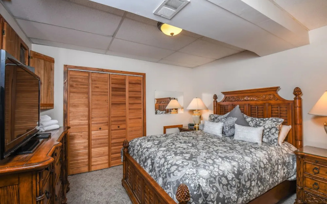 Slip Away Chalet 4 Bedroom House