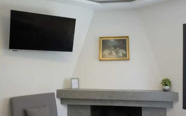 Casa d Irene near airport beach