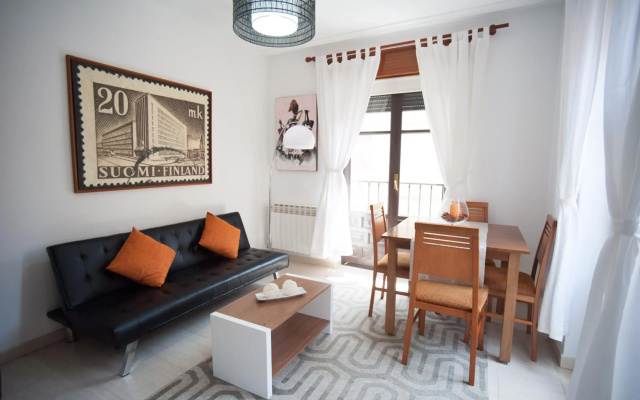 Apartamento junto a la Universidad y la Catedral