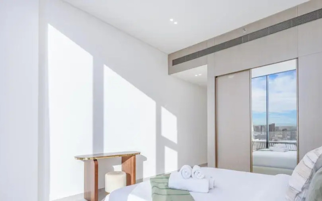 LUX  The Phantom Sky Pool Suite