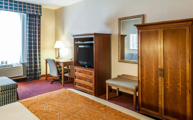 Comfort Inn & Suites