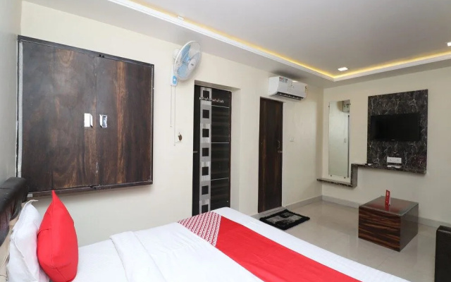 OYO Flagship 30884 Hotel Lr Regency