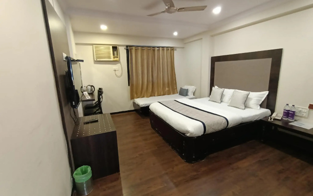 Hotel Highway Inn (Complimentary Wi-Fi)