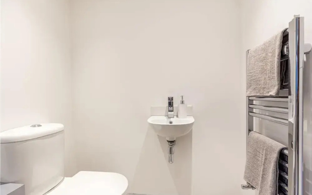 Host Stay Bridge Street Residence