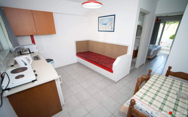 Lenaki Apartments