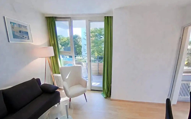 Studio Michaela mit Pool und Sauna