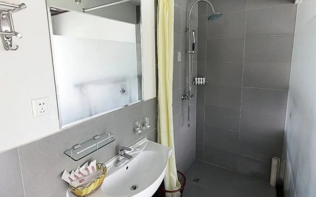 Xidi Travel Lodge