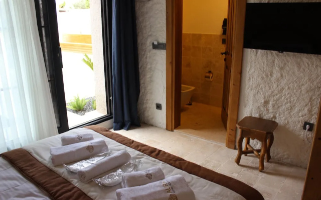 Aura Village Alaçatı