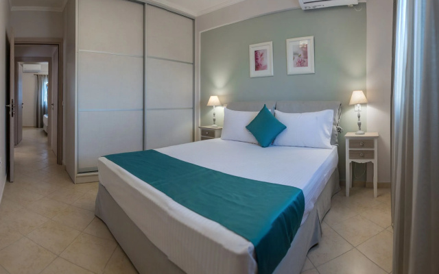 Elodia Apartments