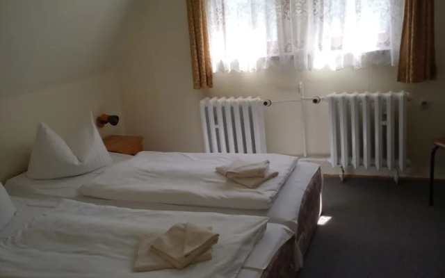 Zur Linde Hotel