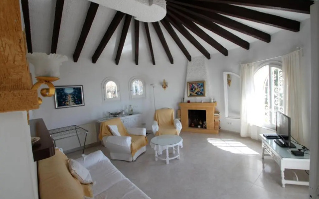Bellevue - sea view holiday home with private pool in Benissa