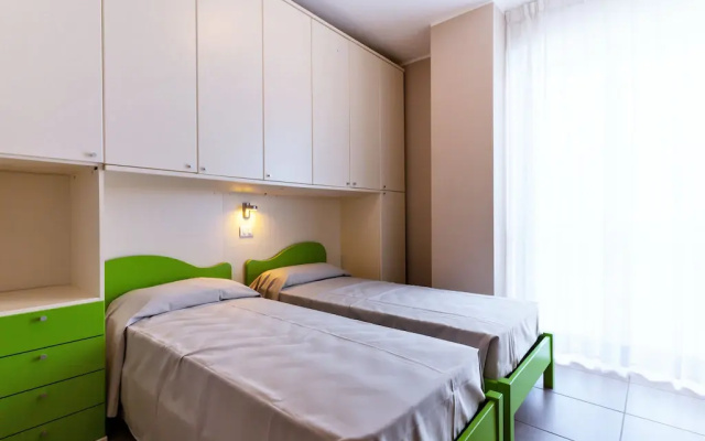 Alluring Apartment in Alba Adriatica near Sea
