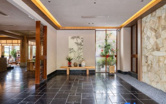 Qingyin Hotel