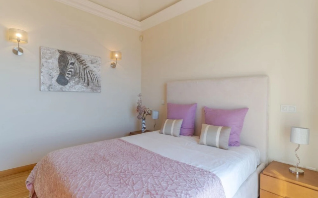 Villa Bougainvillea