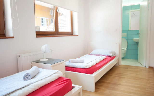 Rooms Sincere 1830