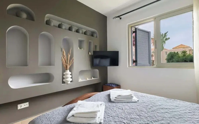 Villa Elias 3BR with Jacuzzi & Pool