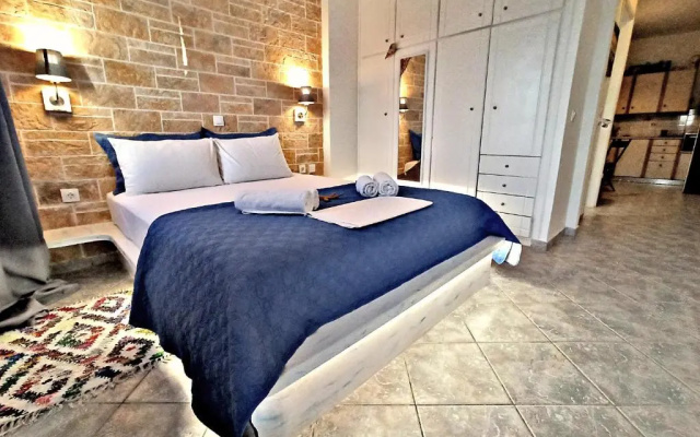 Enjoy Cyclades Apartments