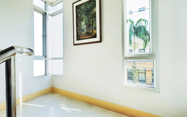 OYO 605 Lake View Phuket Place