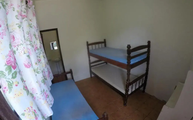 Suítes Casa Amarela da Ferrugem