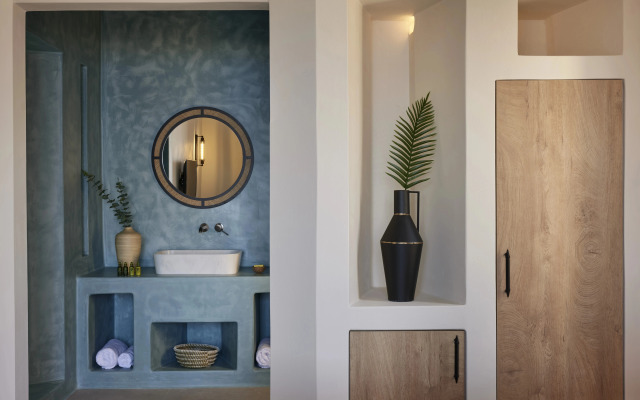 Aeon Suites - Adults Only by Mr and Mrs White