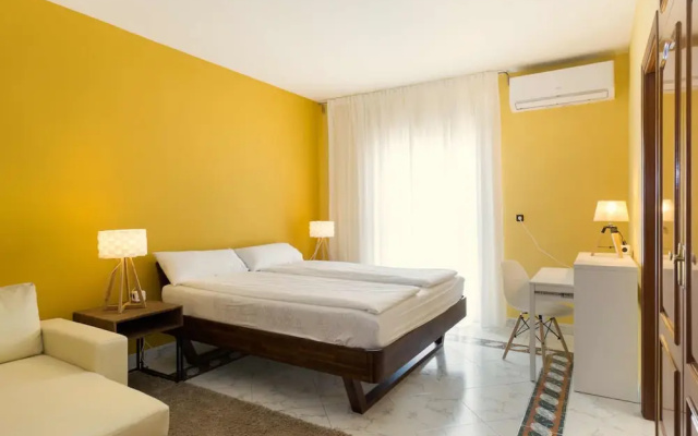Aparthotel La Palmera