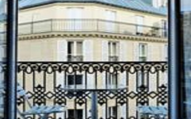 Hotel Bonsejour Montmartre вид на фасад