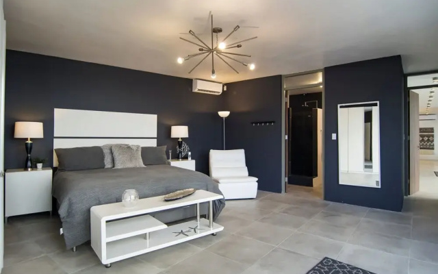 L'Agua by Island Properties Online