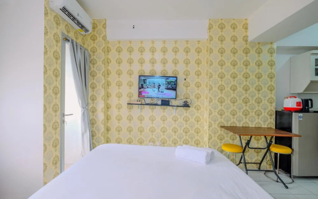 Best Deal And Homey Studio At Gunung Putri Square Apartment