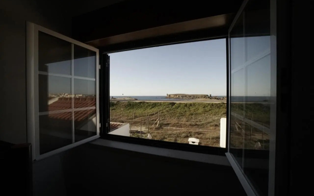 G3 Surf House
