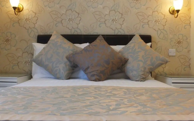Holmlea Guest House