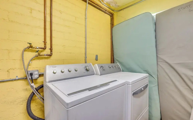 Central & Quaint Phoenix Condo - Pets Welcome!