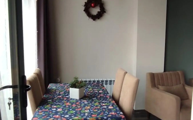 Sunny apartment in Kechi House, Tsaghkadzor