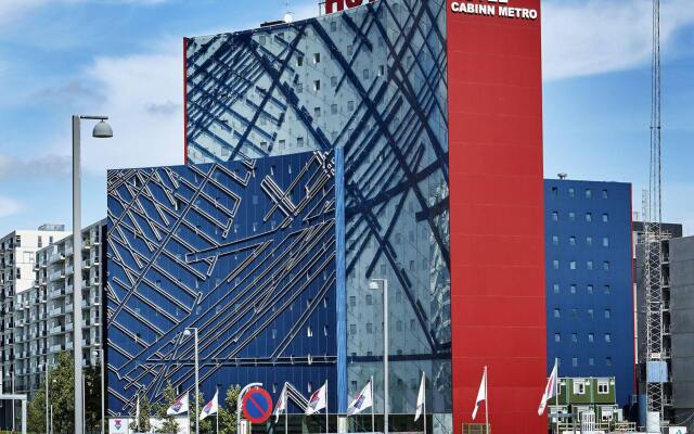 CABINN Metro Hotel вид на фасад