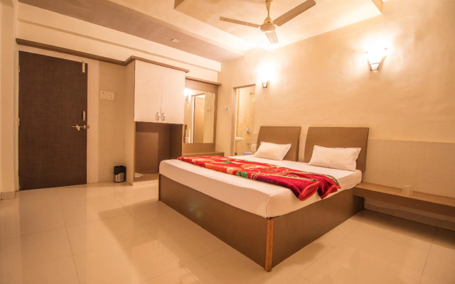 Hotel Yogiraj Palace